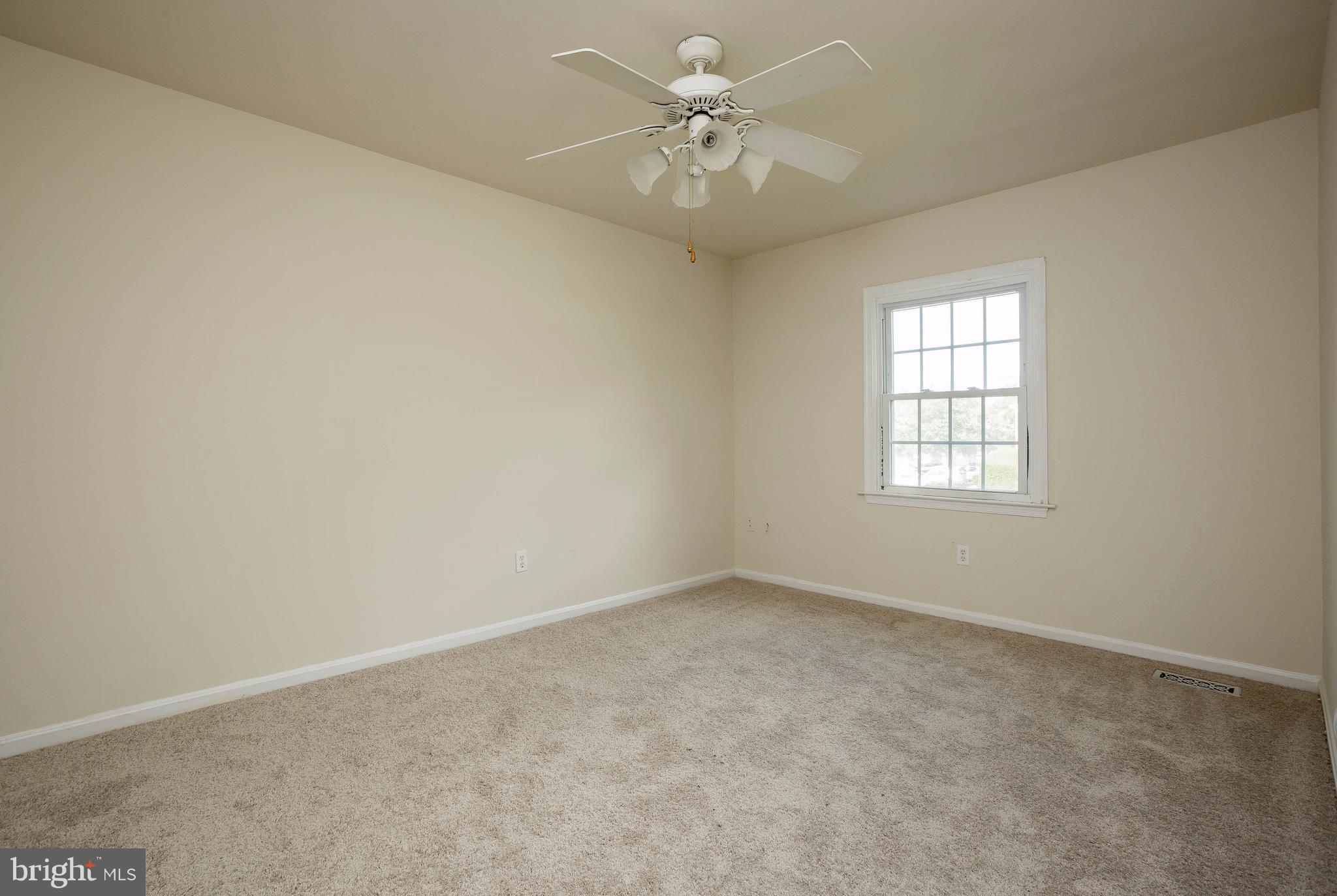 WHISKEY BOTTOM - Residential