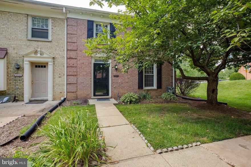 Short sale approved at list price*  Don't wait this one will not last. Cozy, end unit, three-level townhome all brick substantially larger than interior units with patio. 3 Br on top level, 4th BR in basement not up to code.  Vinyl tilt replacement windows throughout, laundry room, new countertops, new stainless steel kitchen appliances, 5 ceiling fans, solar panels, close to bus line.