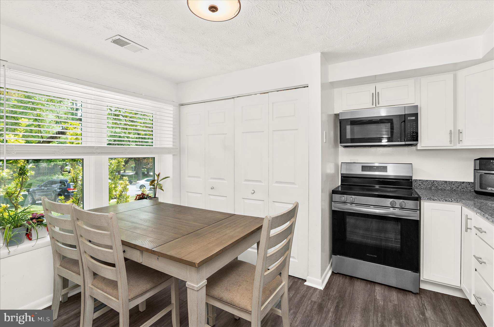 10611 DELFIELD COURT