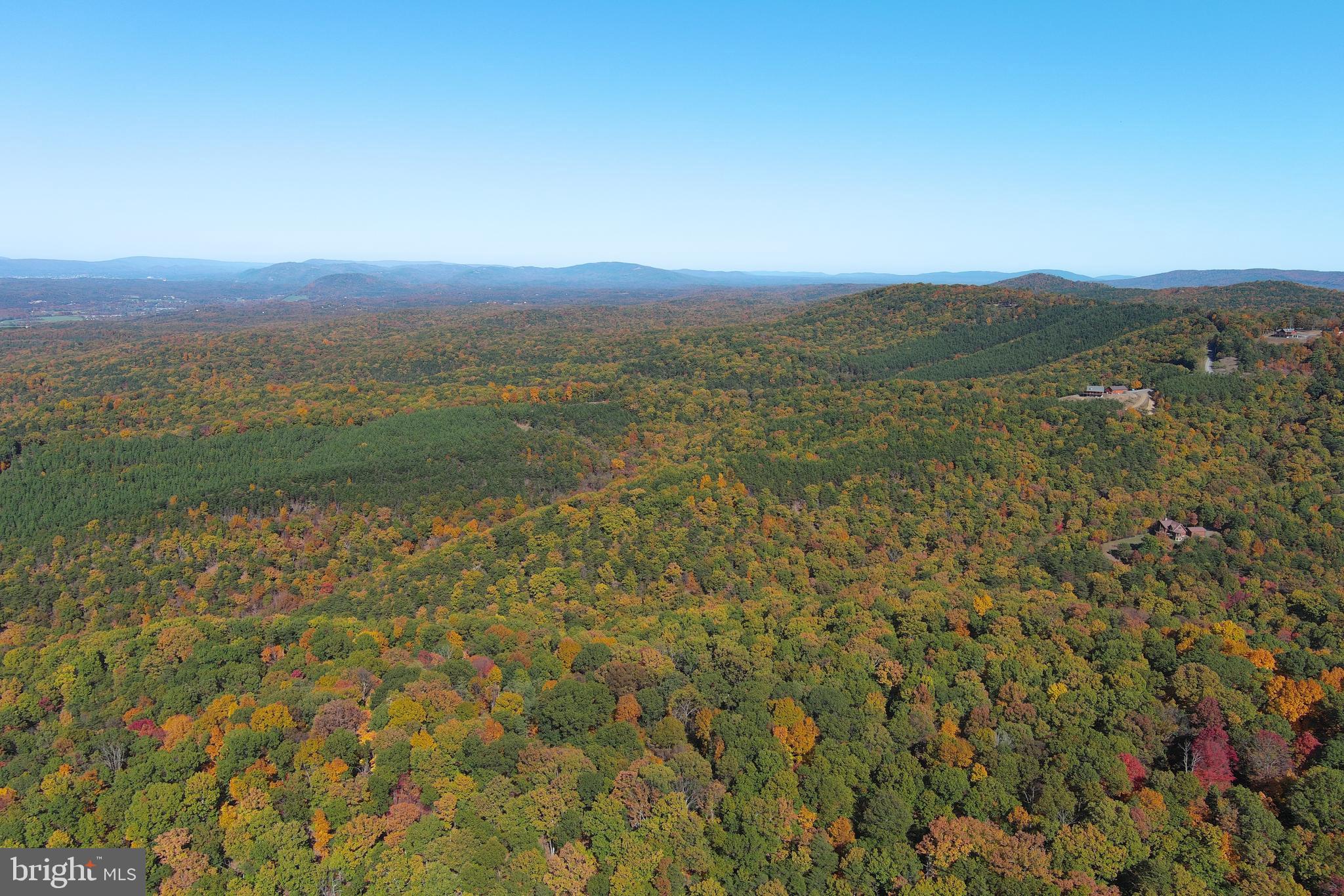 BLUFFS ON THE POTOMAC - Land