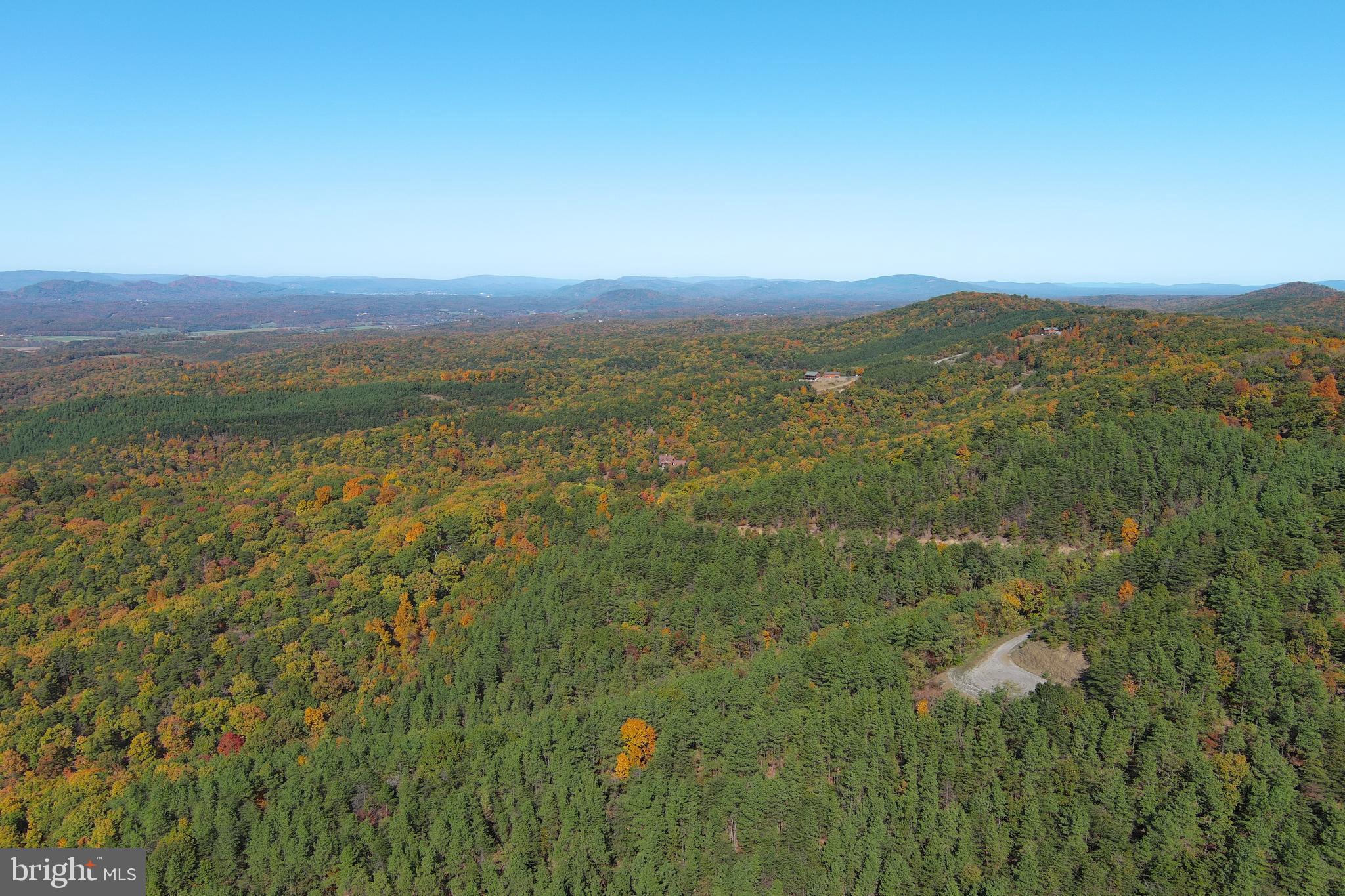 BLUFFS ON THE POTOMAC - Land