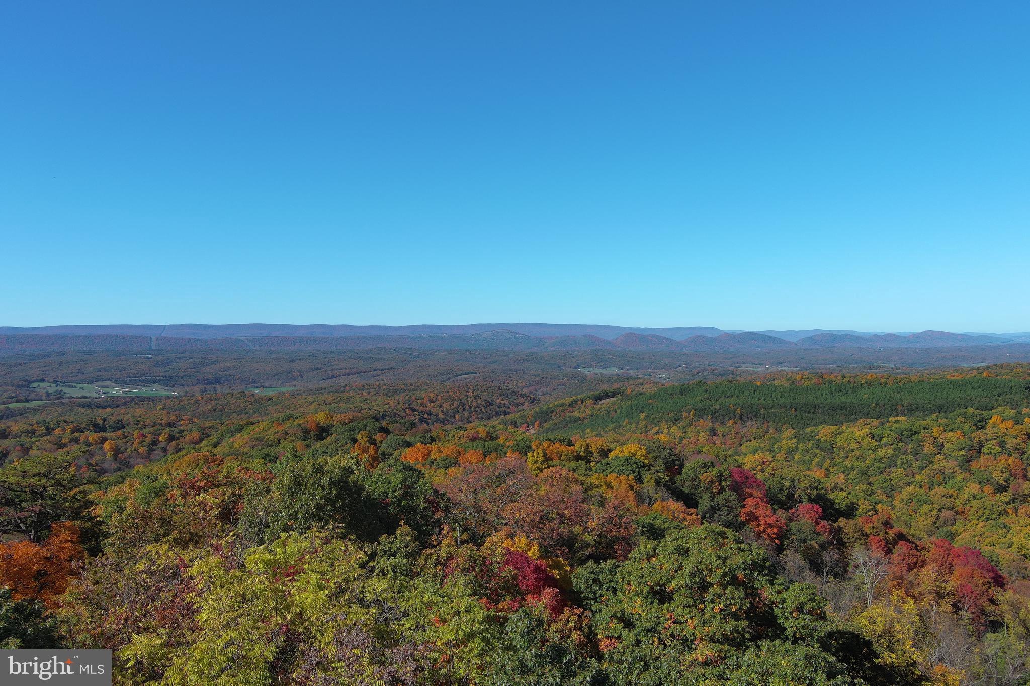 BLUFFS ON THE POTOMAC - Land