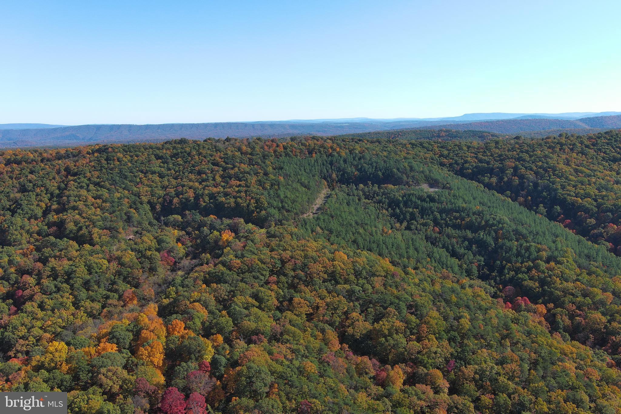 BLUFFS ON THE POTOMAC - Land