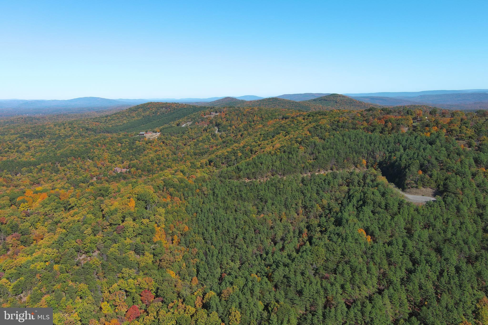 BLUFFS ON THE POTOMAC - Land