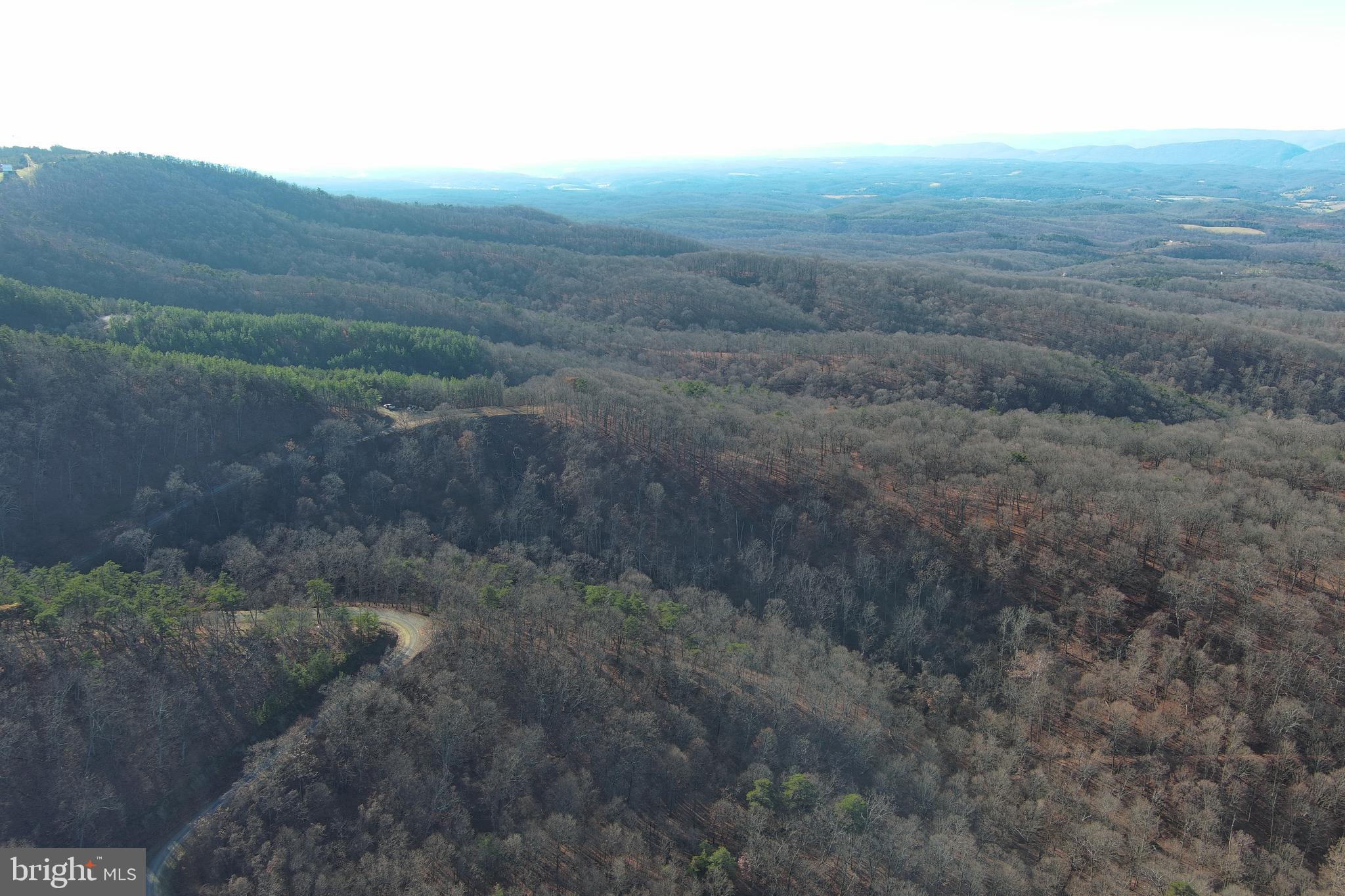 BLUFFS ON THE POTOMAC - Land