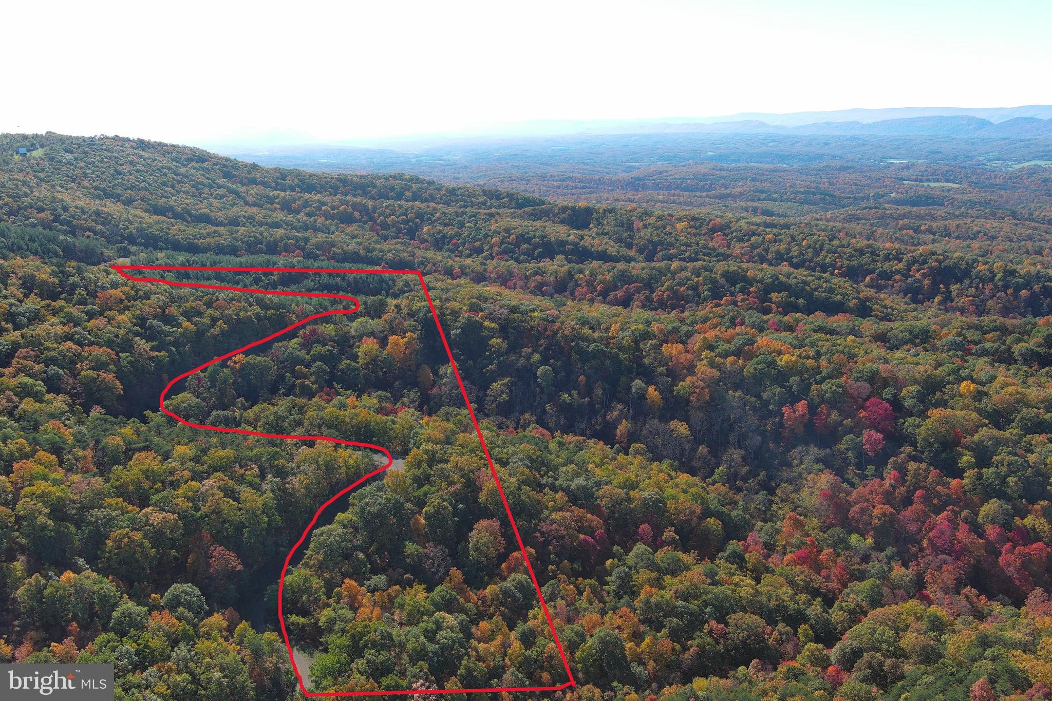 BLUFFS ON THE POTOMAC - Land