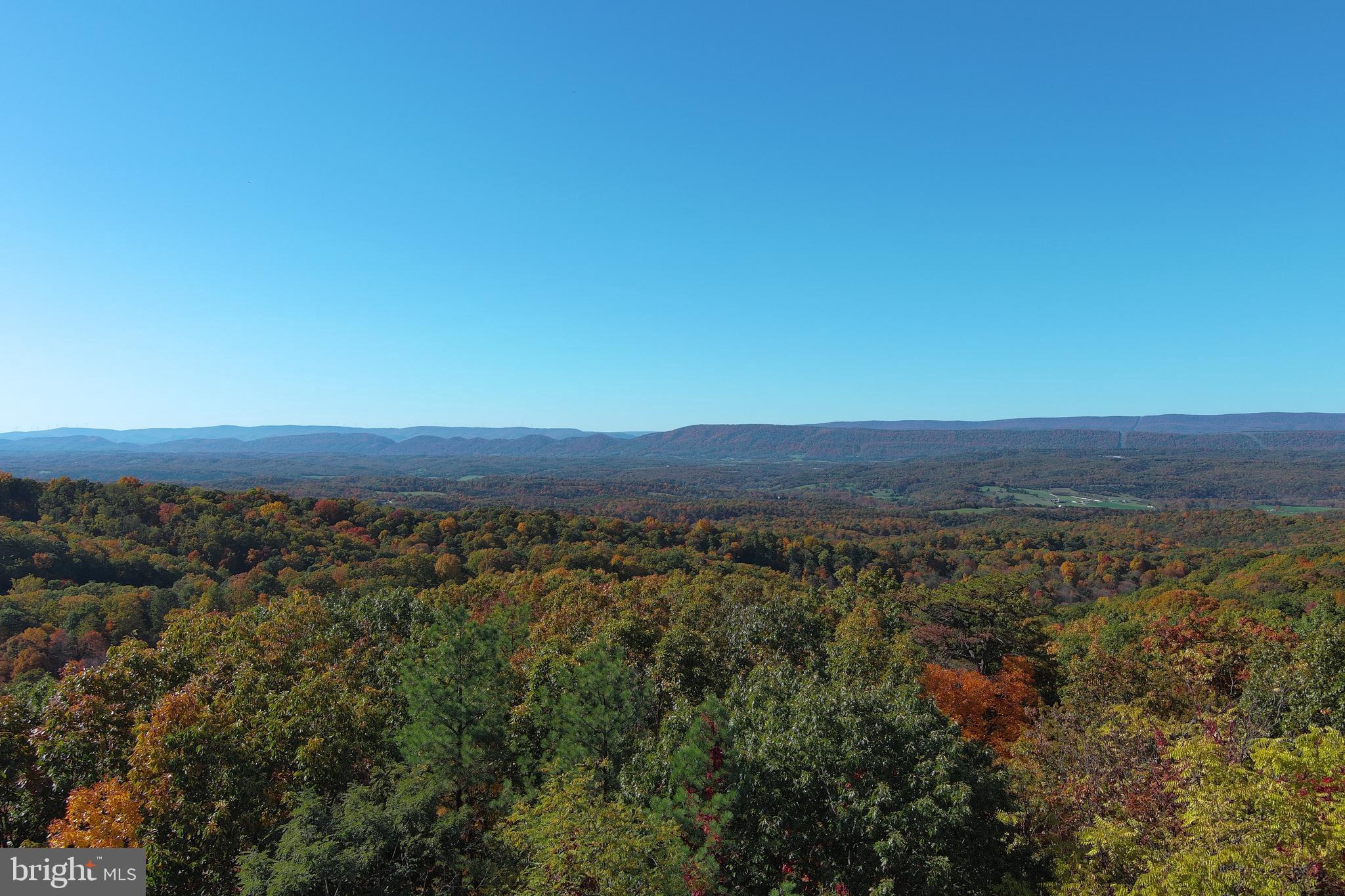 BLUFFS ON THE POTOMAC - Land