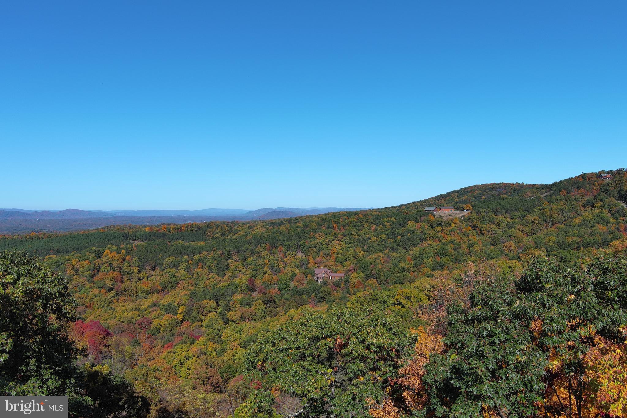 BLUFFS ON THE POTOMAC - Land