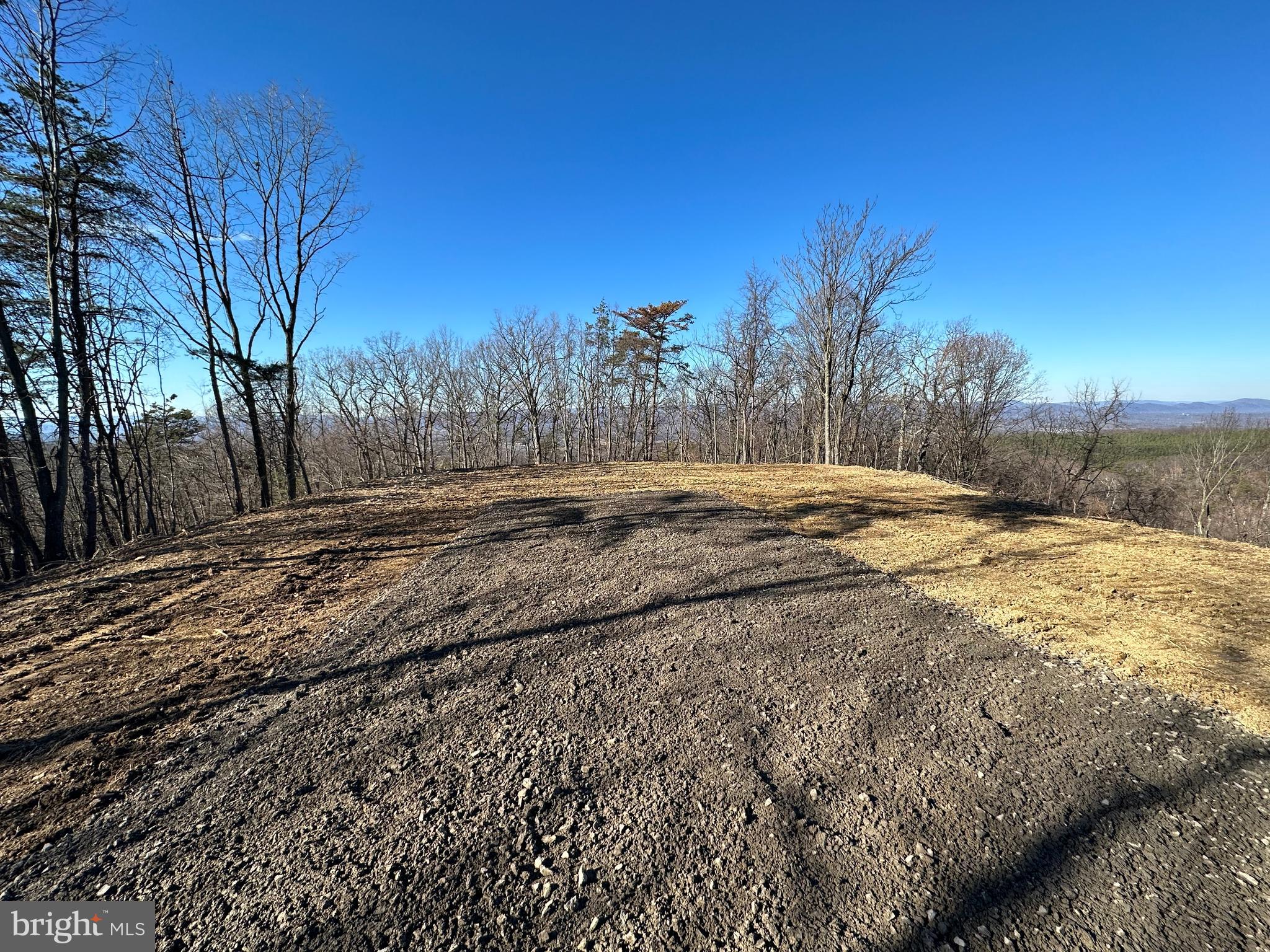 BLUFFS ON THE POTOMAC - Land