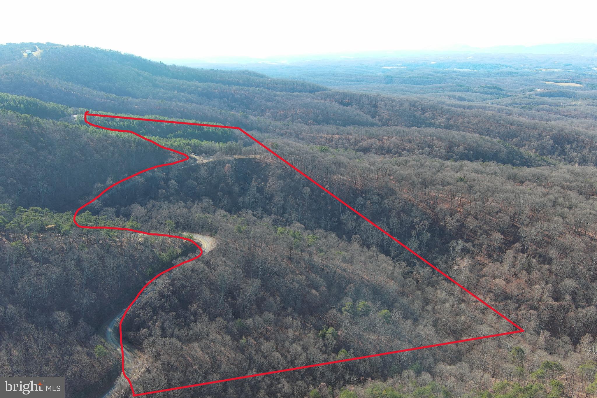 BLUFFS ON THE POTOMAC - Land