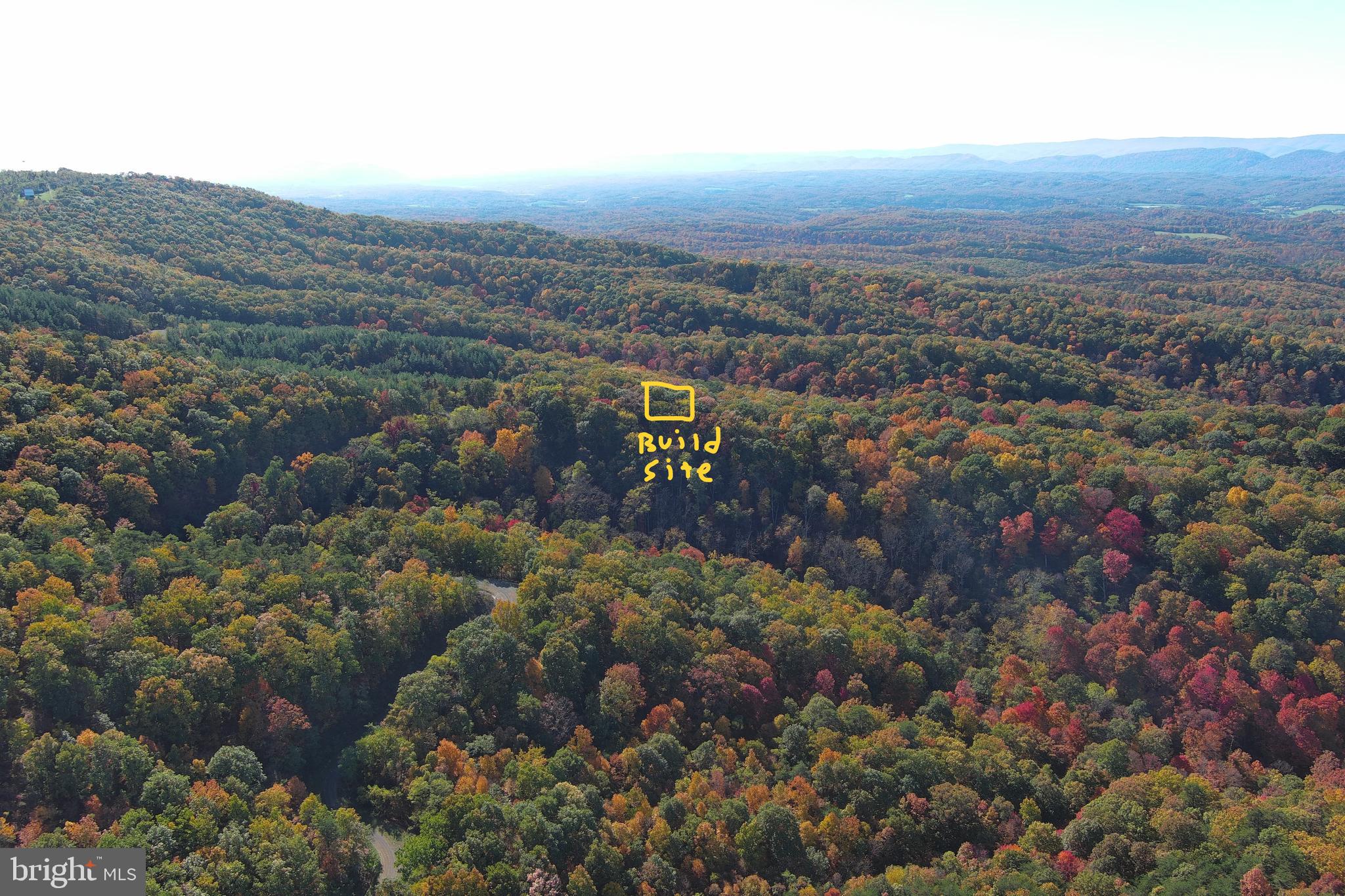 BLUFFS ON THE POTOMAC - Land