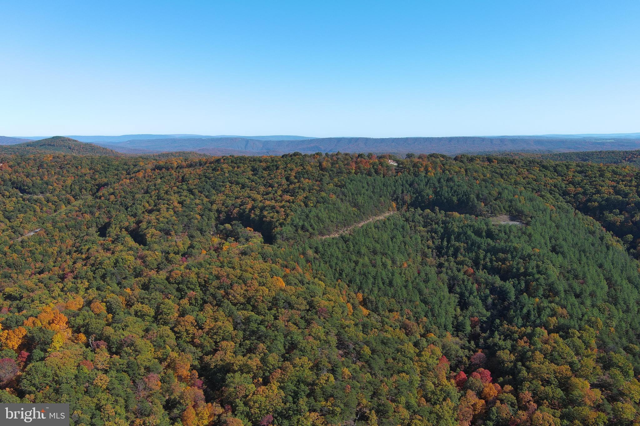 BLUFFS ON THE POTOMAC - Land