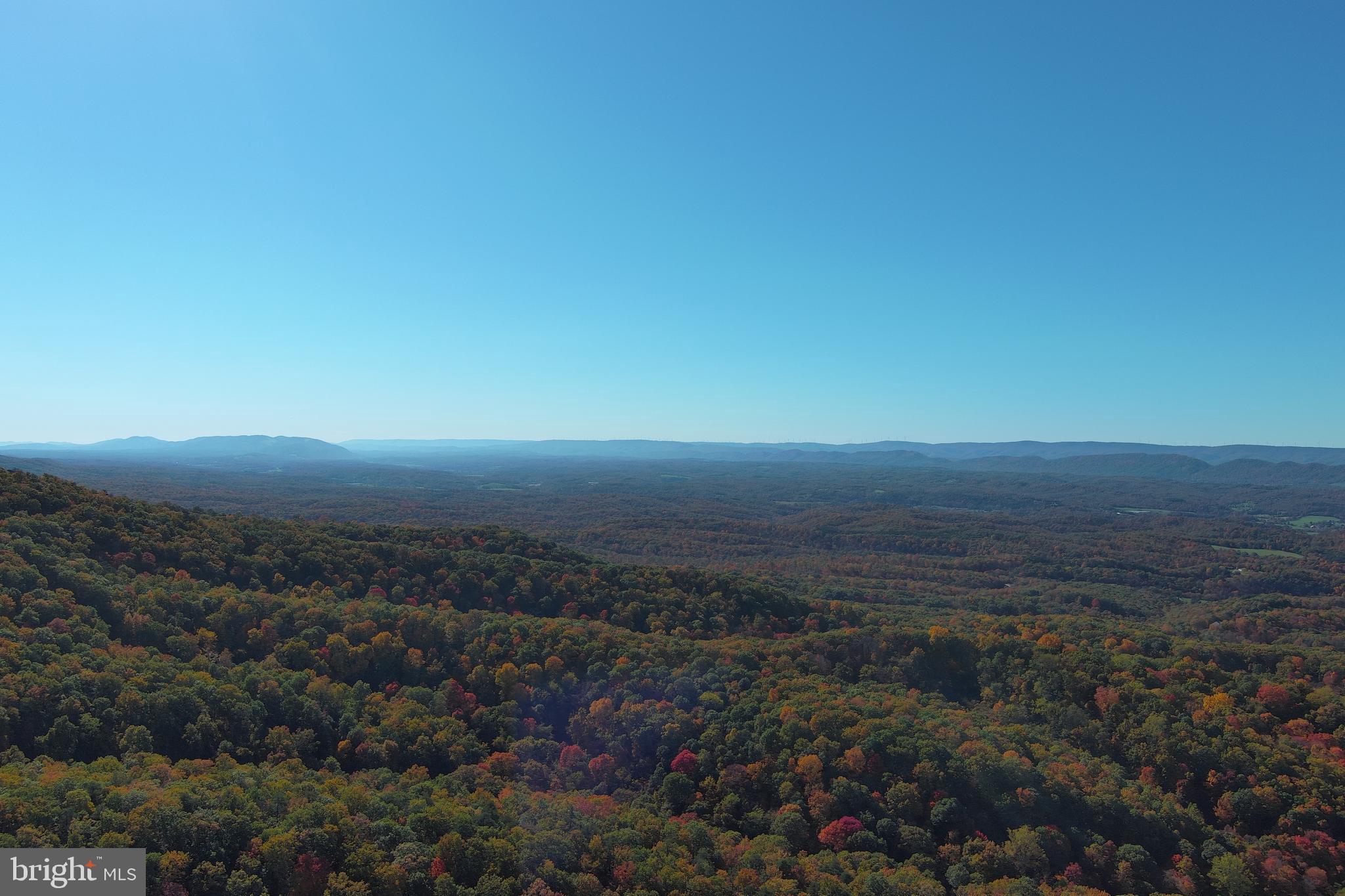 BLUFFS ON THE POTOMAC - Land