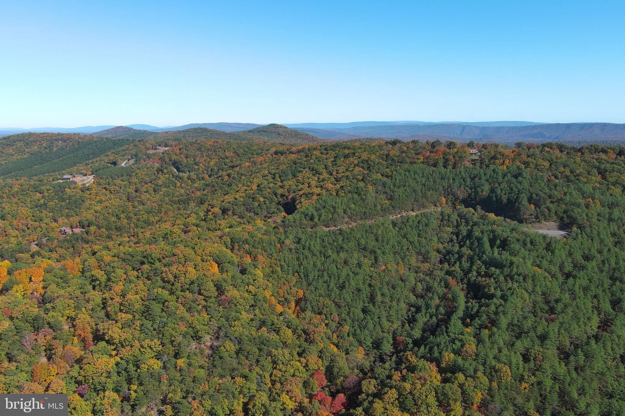 BLUFFS ON THE POTOMAC - Land