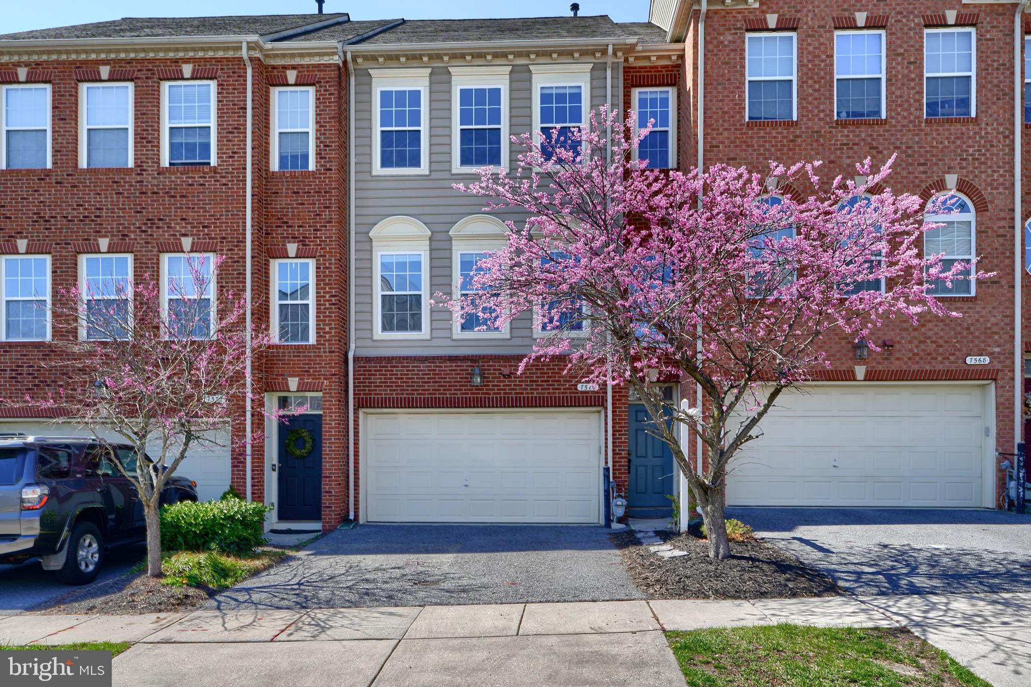 VILLAGES OF DORCHESTER - Residential