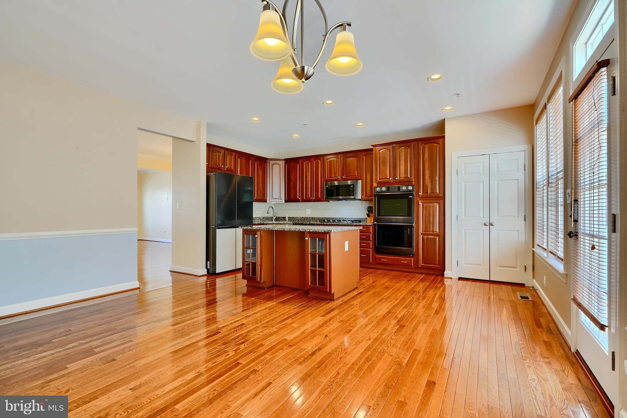 VILLAGES OF DORCHESTER - Residential