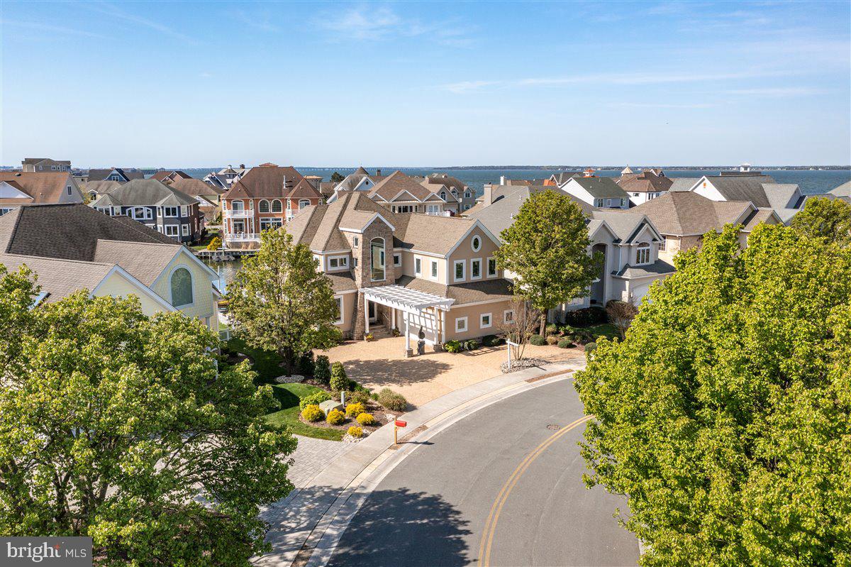 HERON HARBOUR - Residential