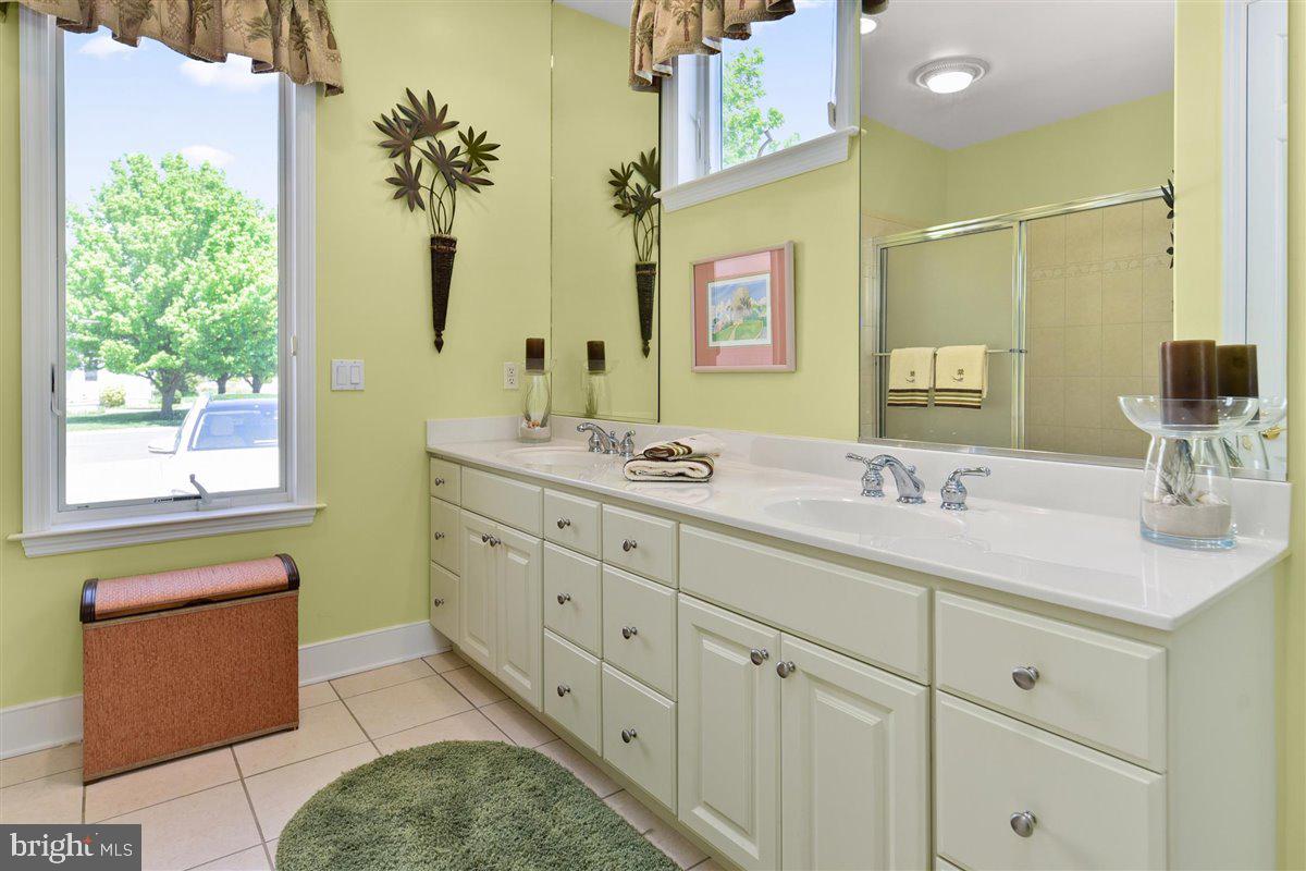 HERON HARBOUR - Residential