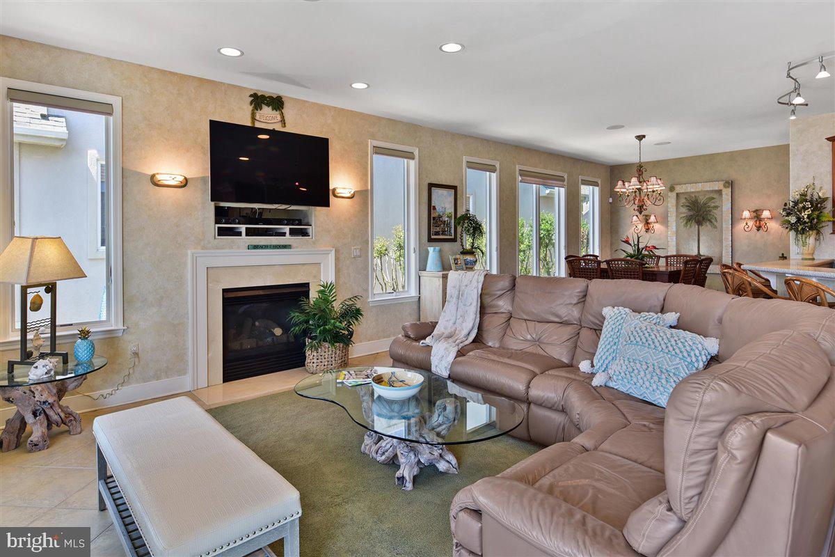 HERON HARBOUR - Residential