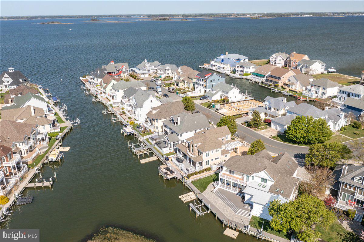 HERON HARBOUR - Residential