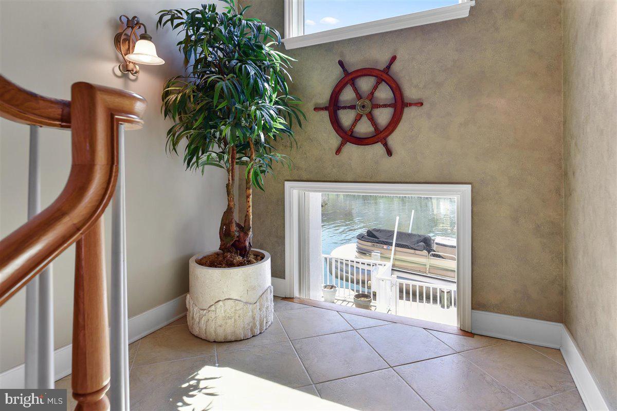 HERON HARBOUR - Residential