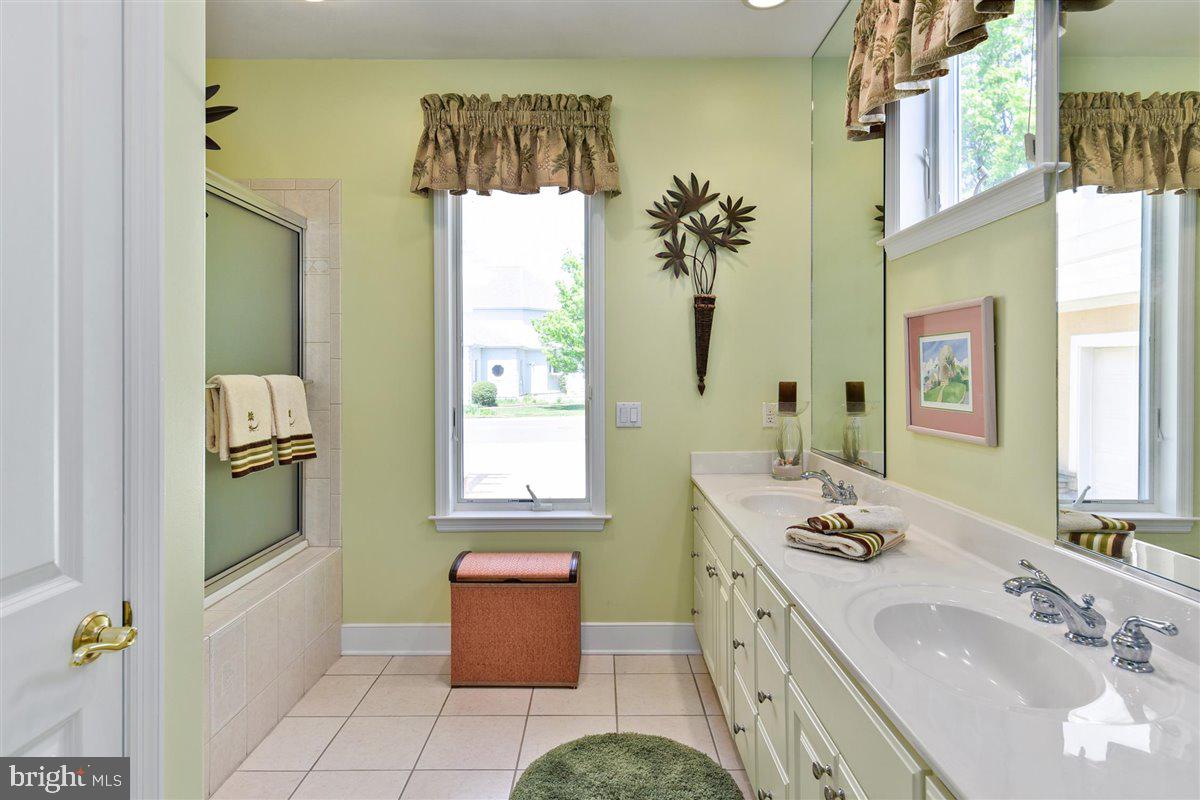 HERON HARBOUR - Residential