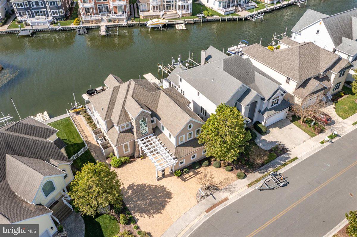 HERON HARBOUR - Residential