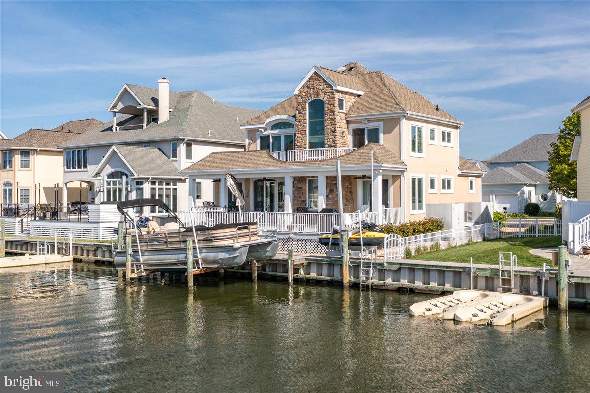 HERON HARBOUR - Residential