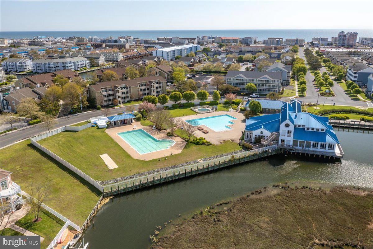 HERON HARBOUR - Residential