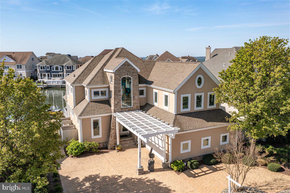 HERON HARBOUR - Residential