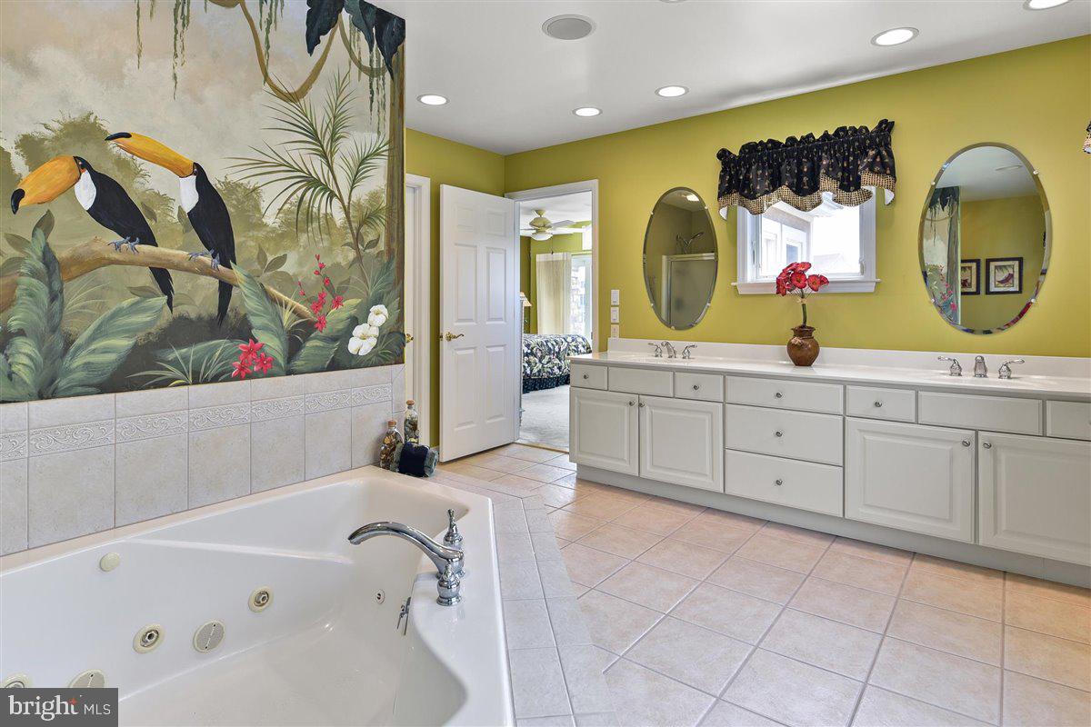 HERON HARBOUR - Residential