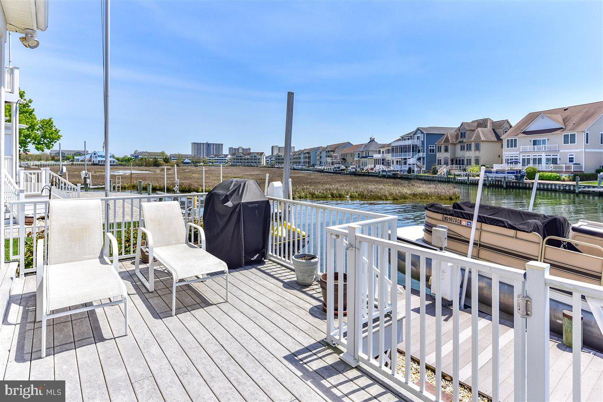 HERON HARBOUR - Residential