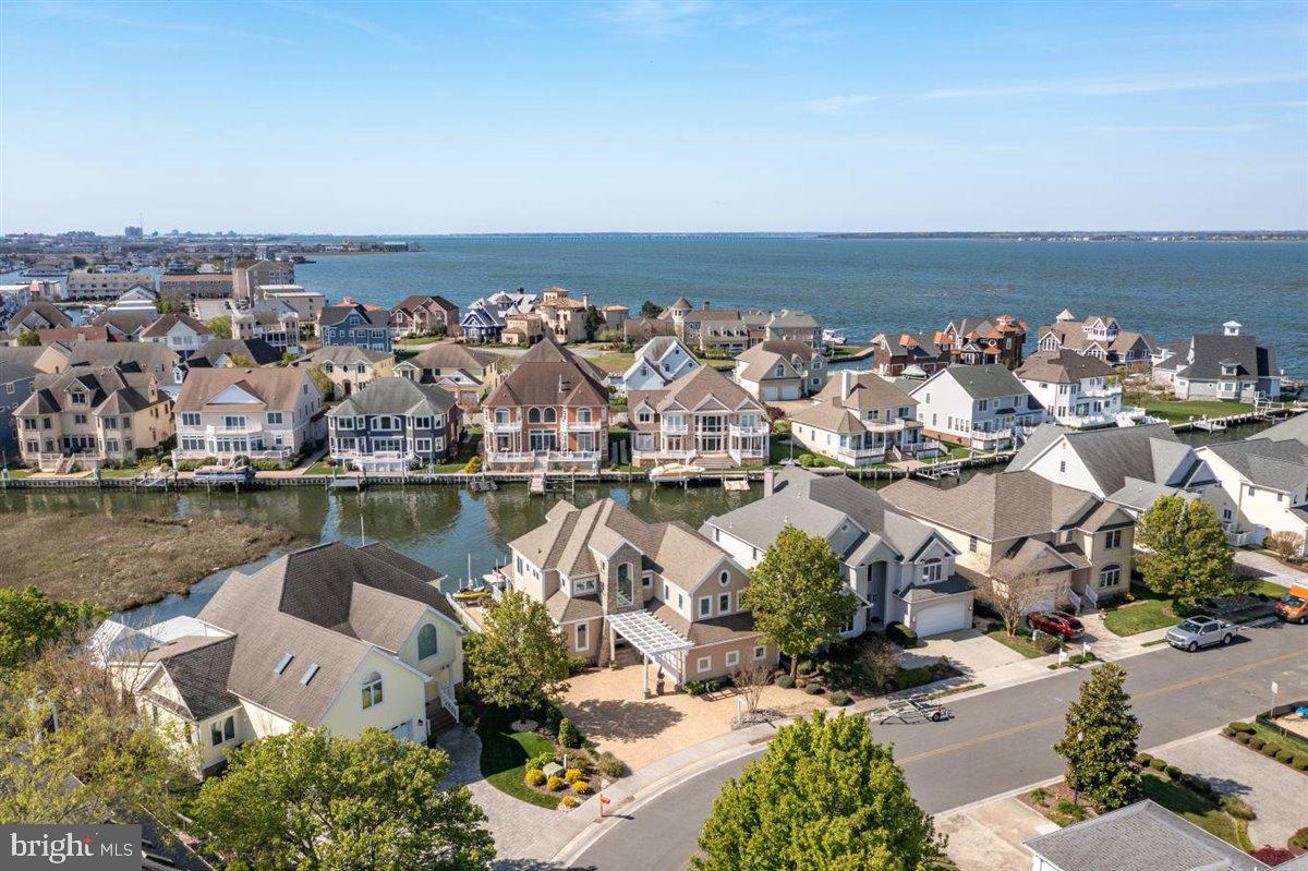 HERON HARBOUR - Residential