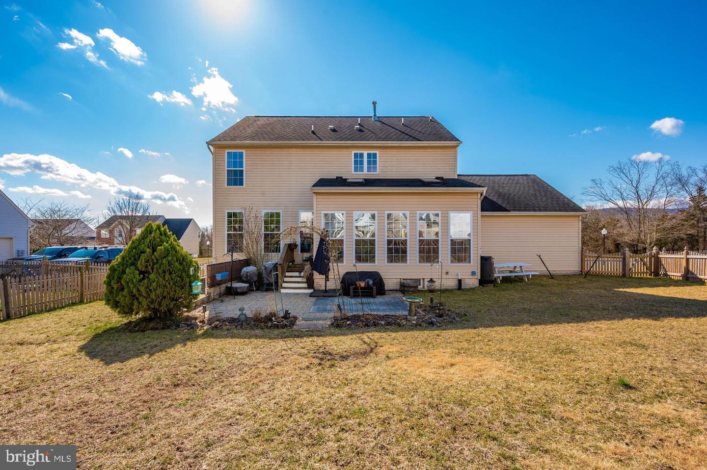 BROOKFIELD - Residential Lease