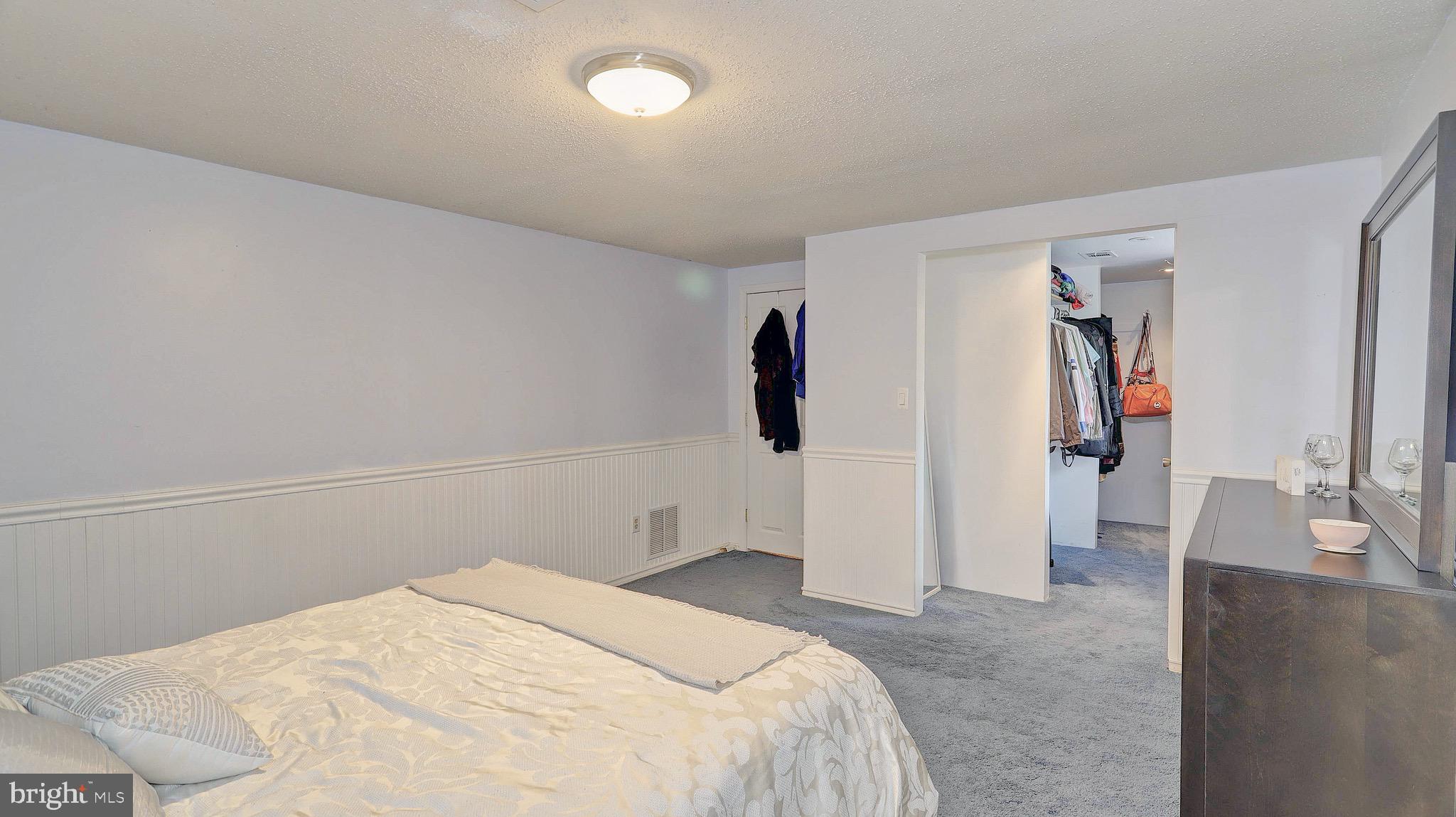 POHICK ESTATES - Residential