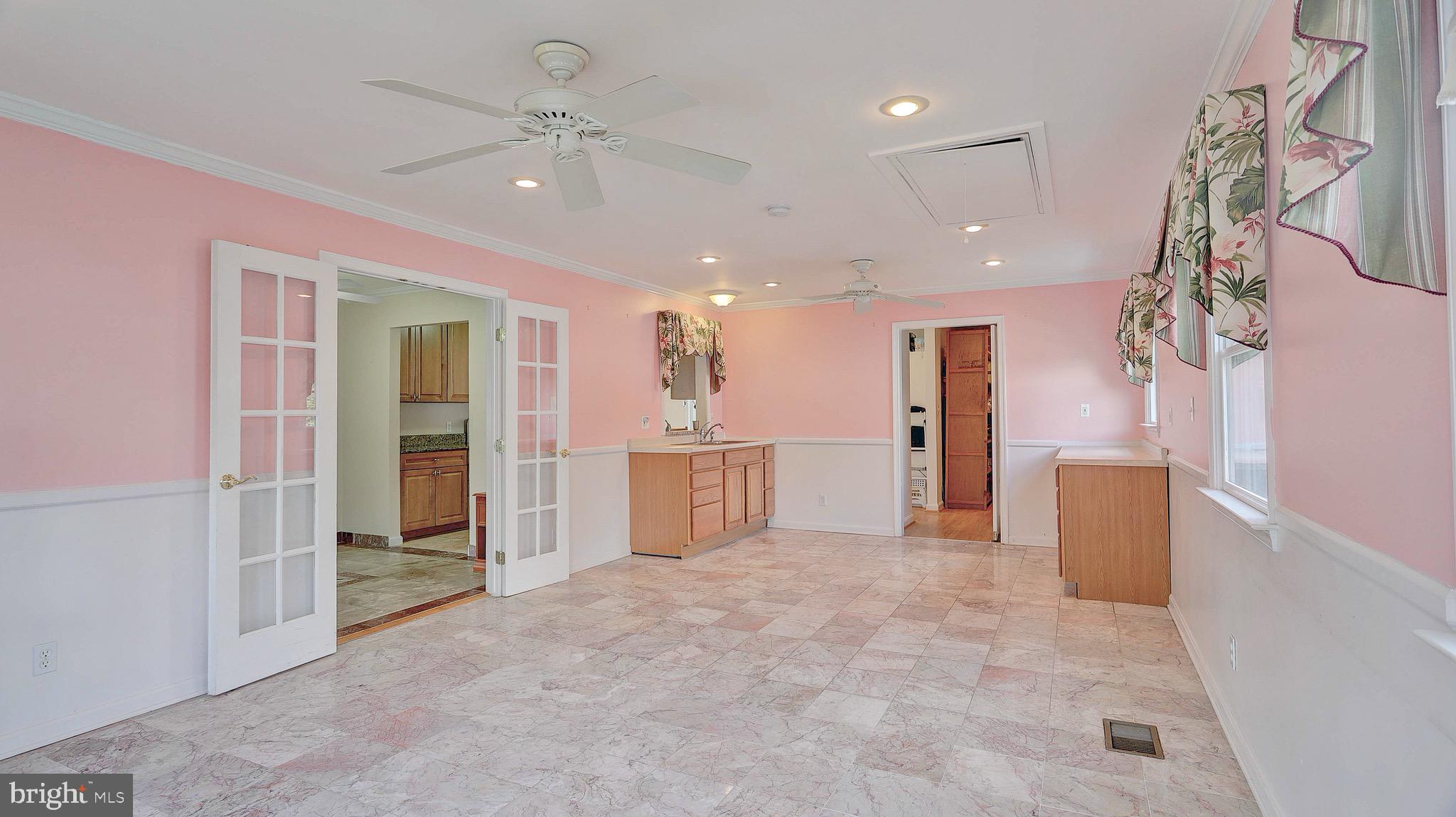 POHICK ESTATES - Residential