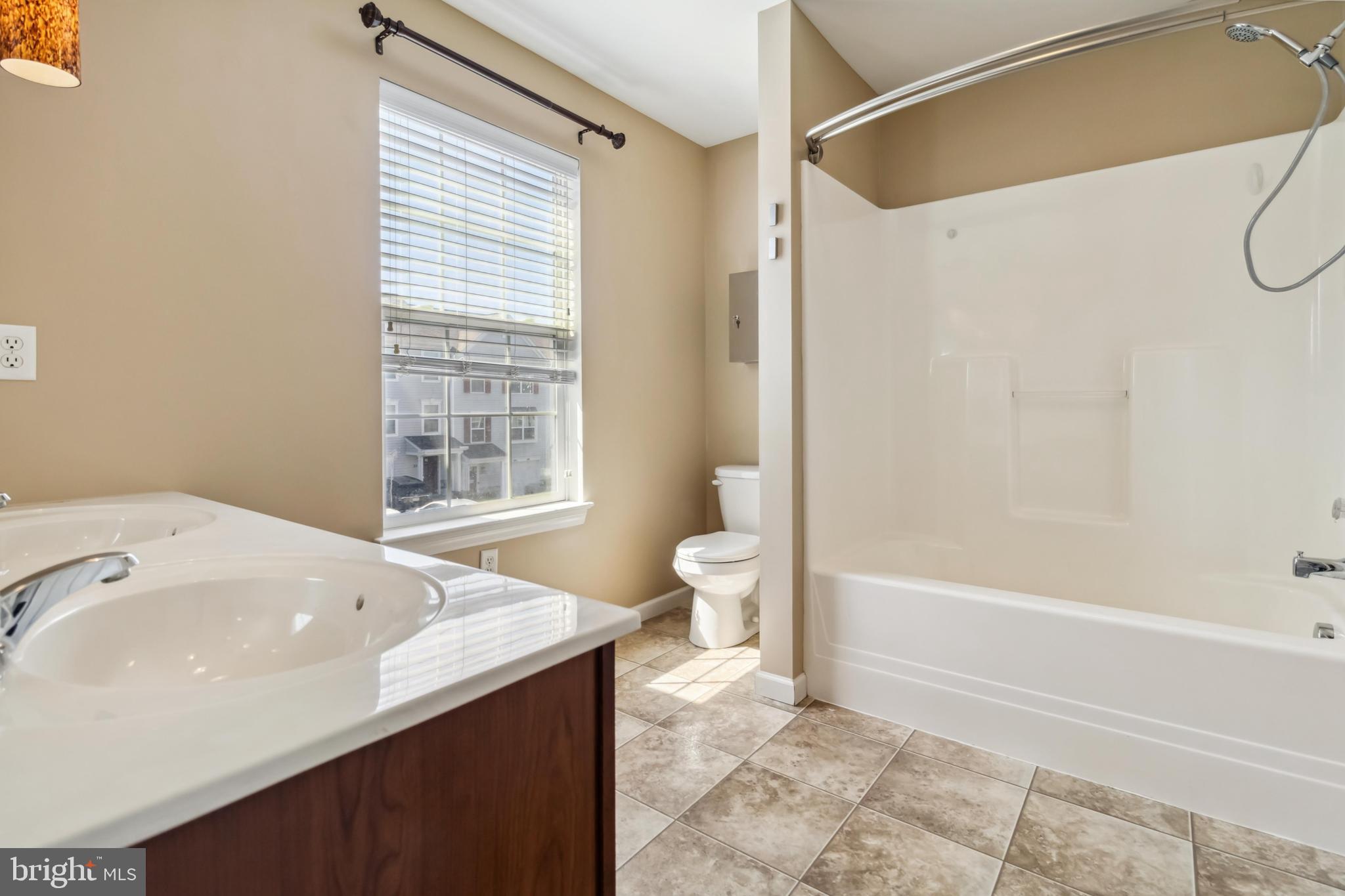 MAPLEWOOD - Residential Lease