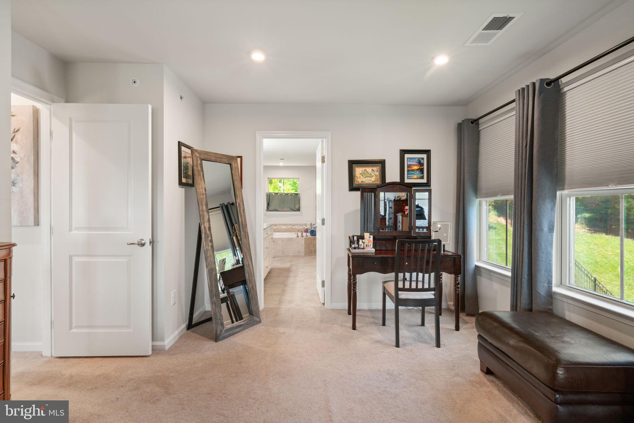 POTOMAC SHORES - Residential