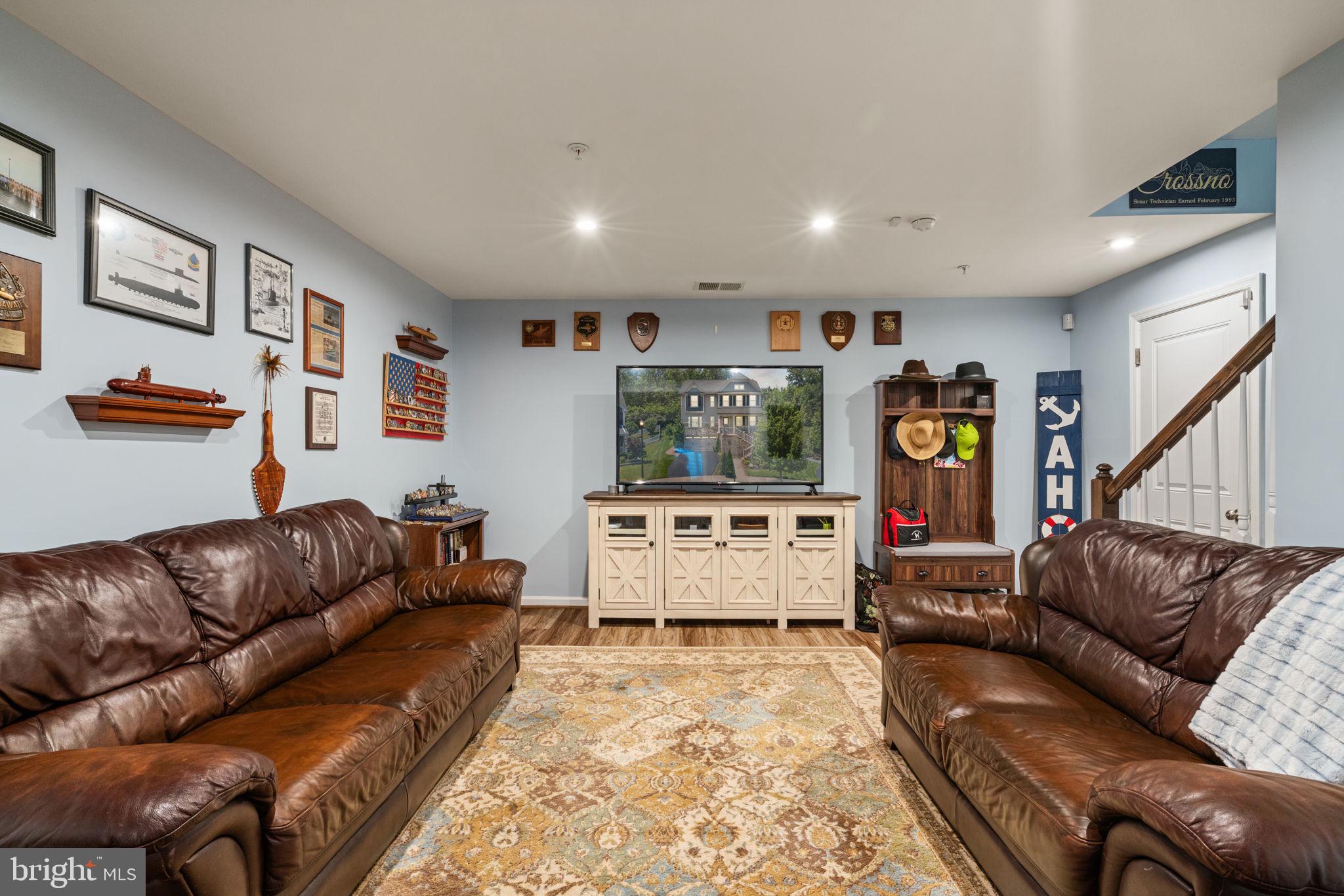 POTOMAC SHORES - Residential