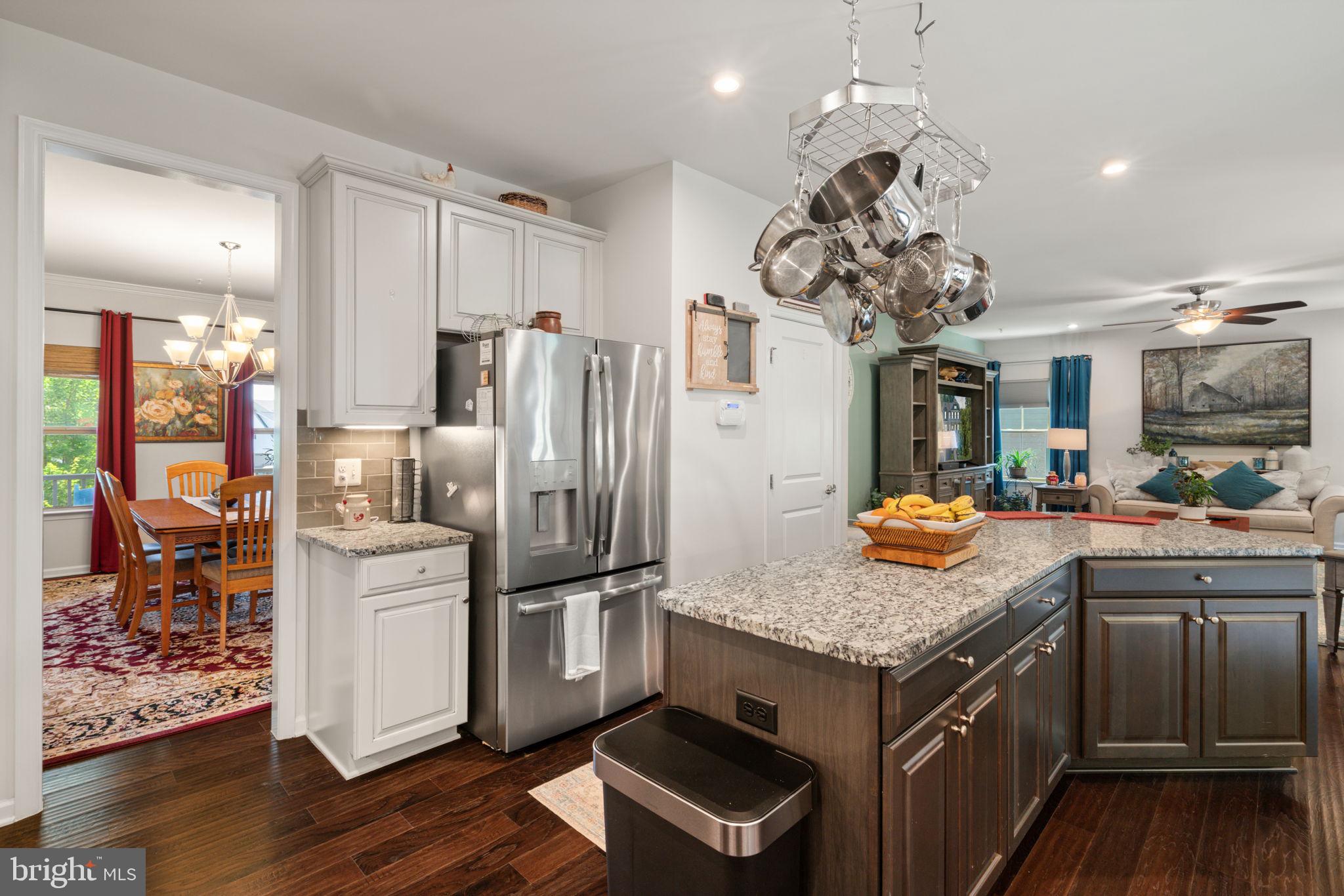 POTOMAC SHORES - Residential