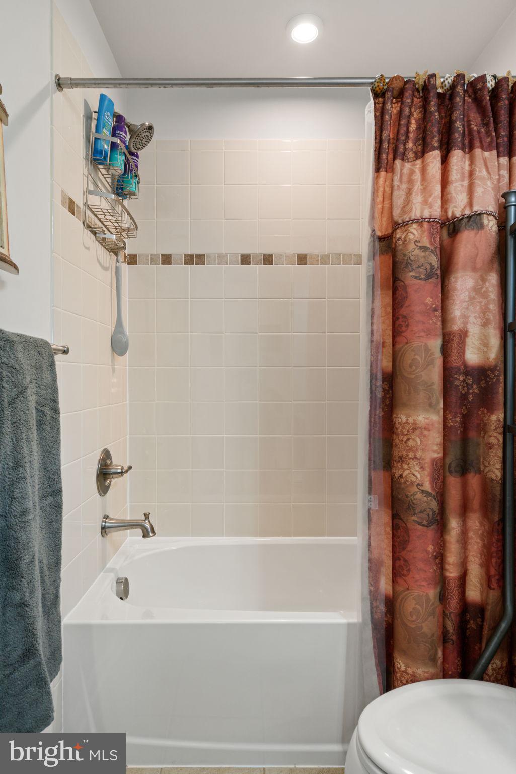 POTOMAC SHORES - Residential