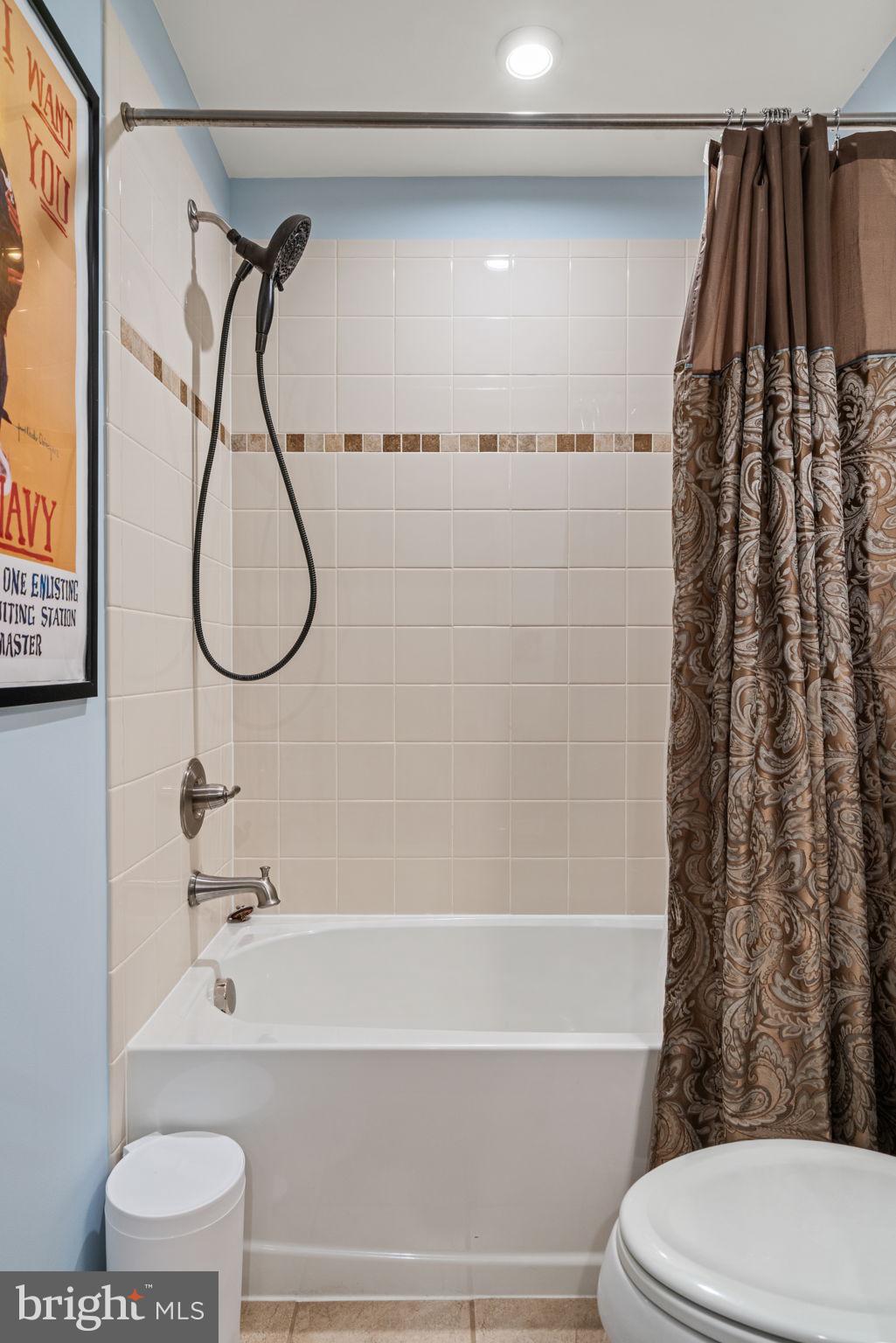 POTOMAC SHORES - Residential