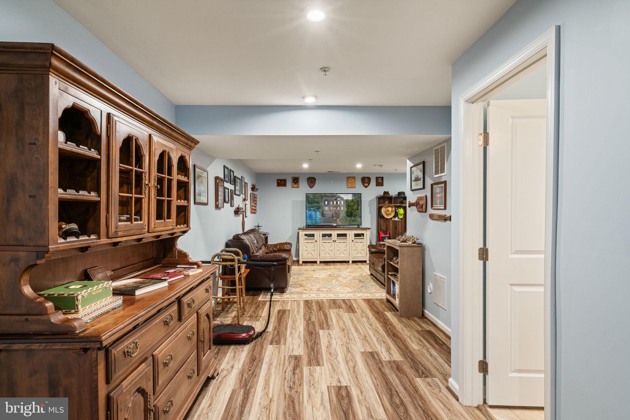 POTOMAC SHORES - Residential