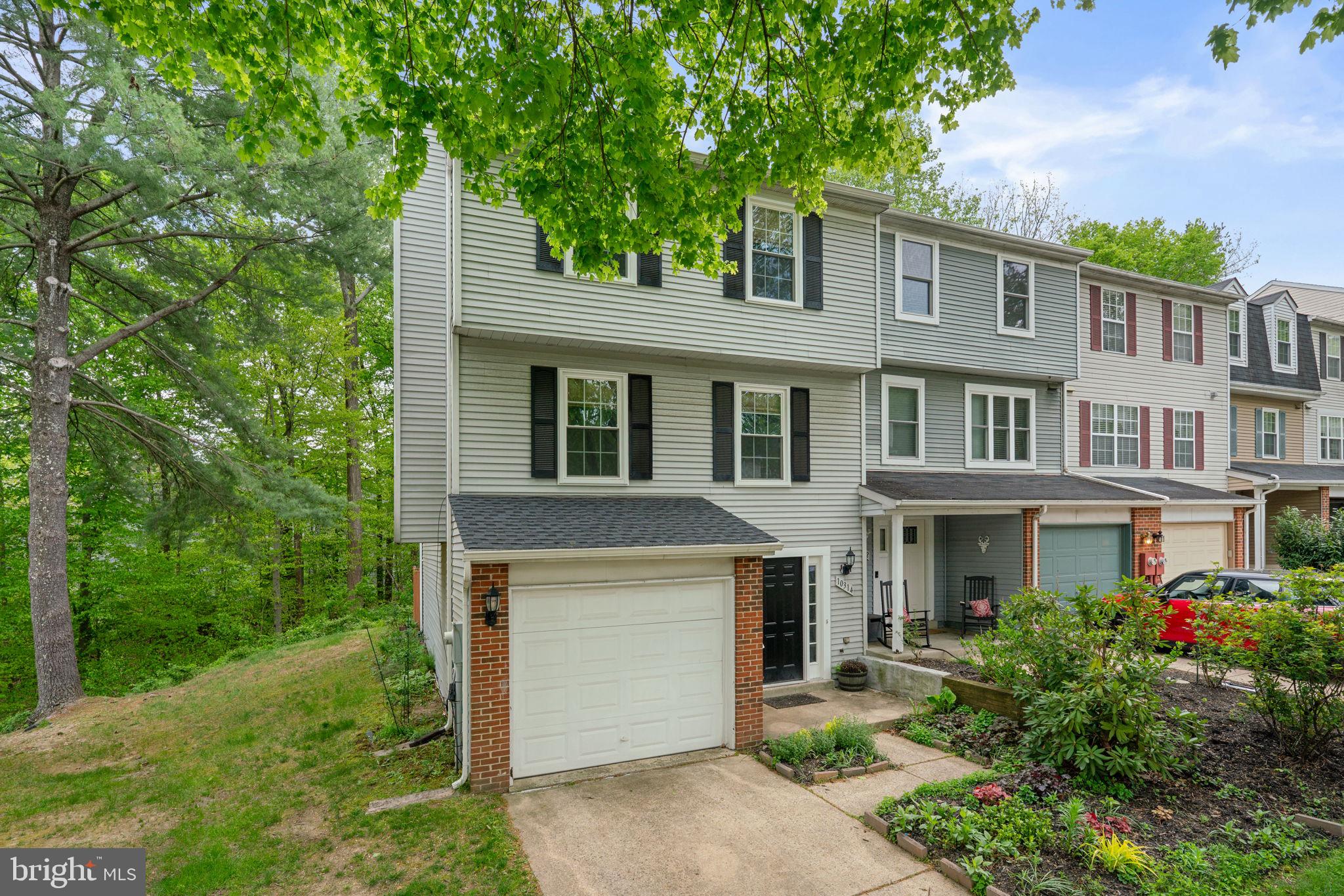 VILLAGE OF HICKORY RIDGE - Residential