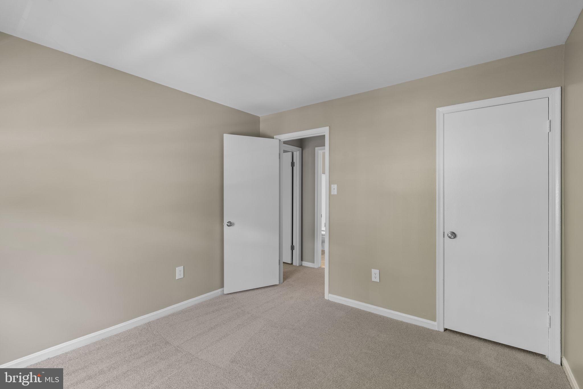 VILLAGE OF HICKORY RIDGE - Residential