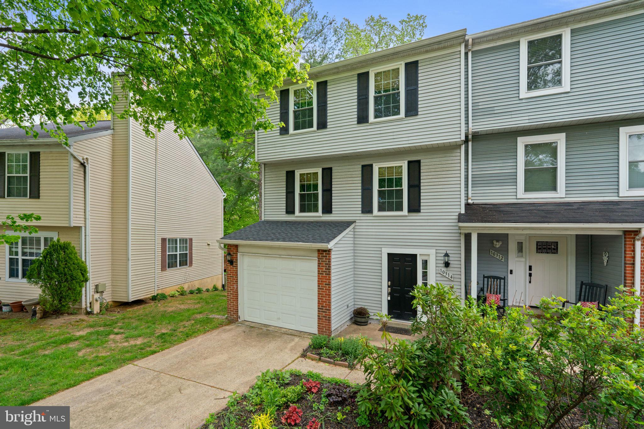 VILLAGE OF HICKORY RIDGE - Residential