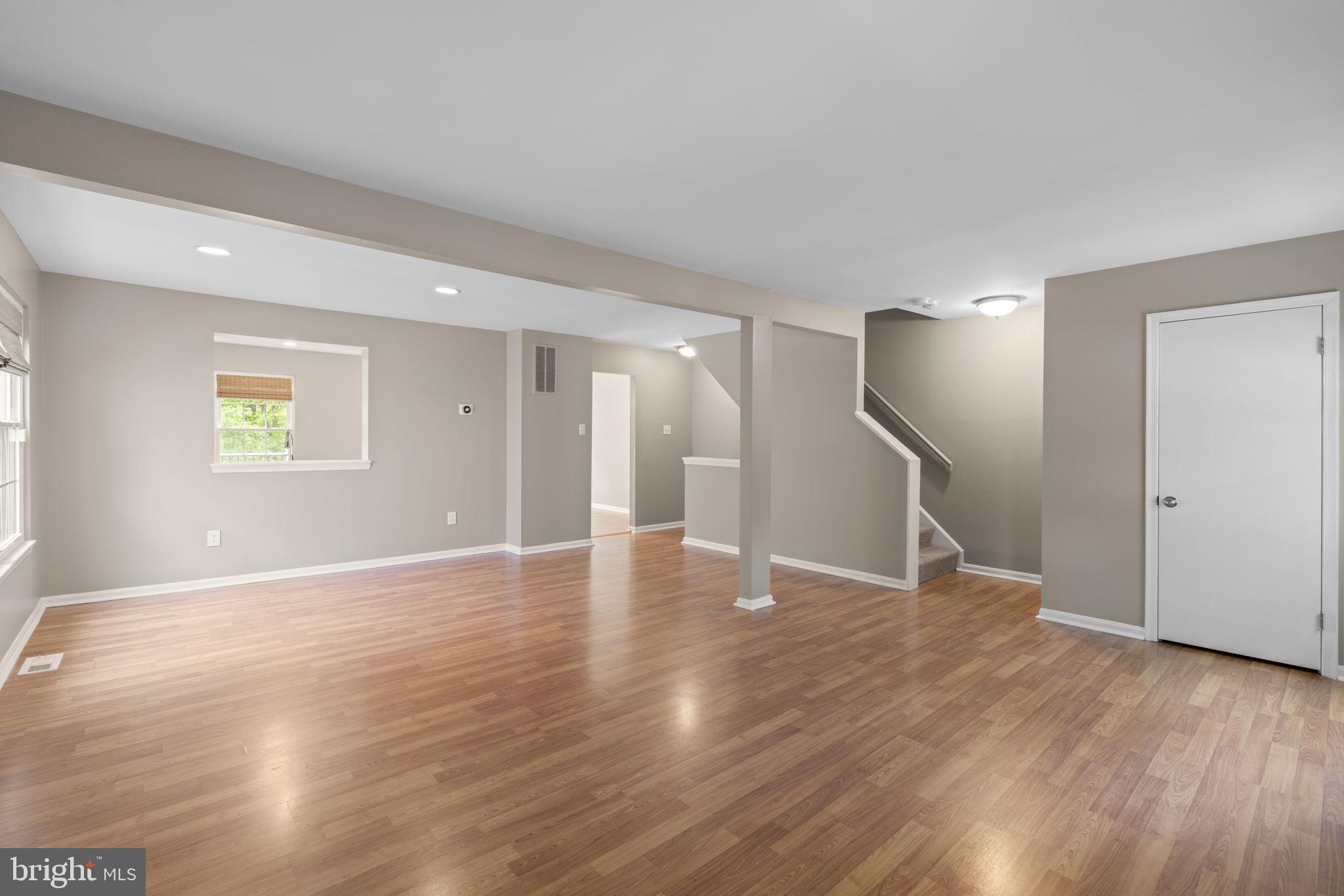 VILLAGE OF HICKORY RIDGE - Residential