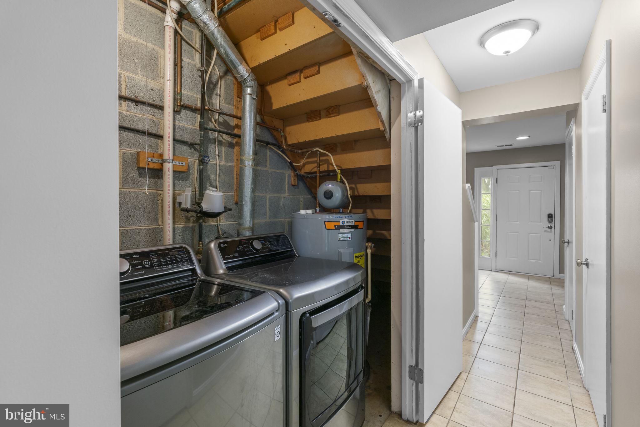 VILLAGE OF HICKORY RIDGE - Residential