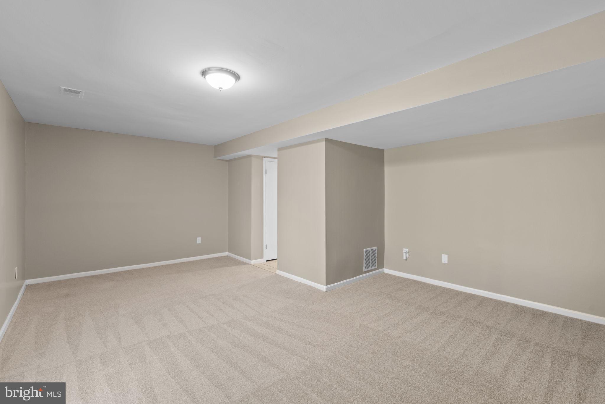 VILLAGE OF HICKORY RIDGE - Residential