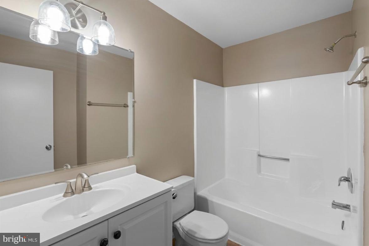 VILLAGE OF HICKORY RIDGE - Residential